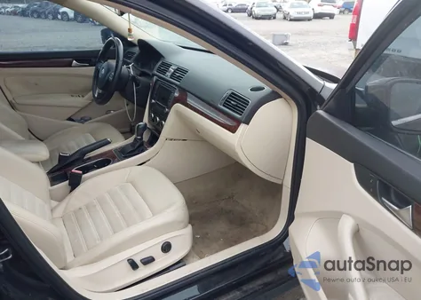 2013 Volkswagen Passat 2.0L Tdi Sel Premium from USA, damaged, VIN 1VWCN7A32DC094433